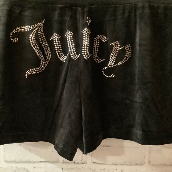 JUICY COUTURE Women’s X-Large Black Solid Velour Active Shorts - Picture 3 of 6